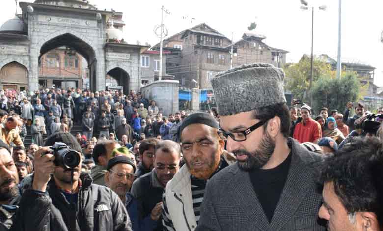 Mirwaiz Umer expresses concern over growing trend of online gambling in Kashmir