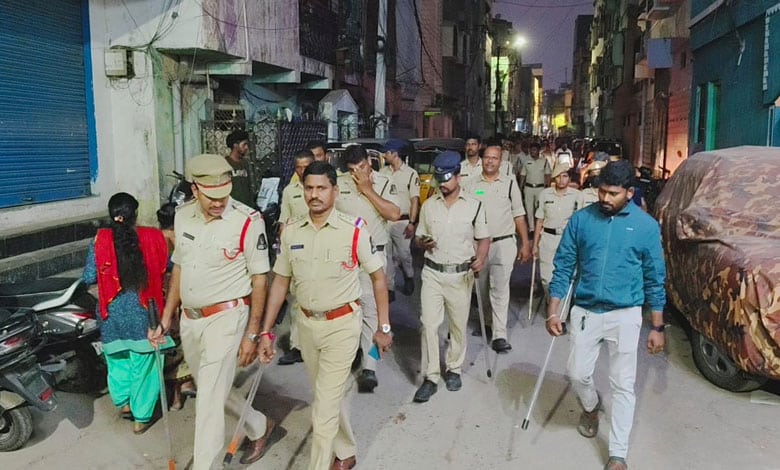 Hyderabad Police Officer Attacked During Anti-Drug Drive in Habeebnagar, Nampally