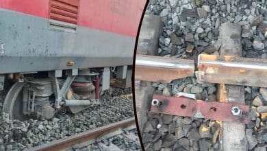 Secunderabad-Shalimar Express Derails at Nalpur Station, Passengers Safe