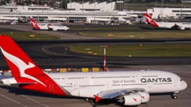 Travellers in Australia warned of flight delays as Qantas engineers go on strike