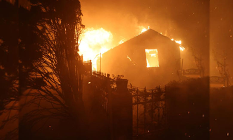 LOS ANGELESs 3 Los Angeles Wildfires: 25 Dead and Counting as Thousands Flee Devastation