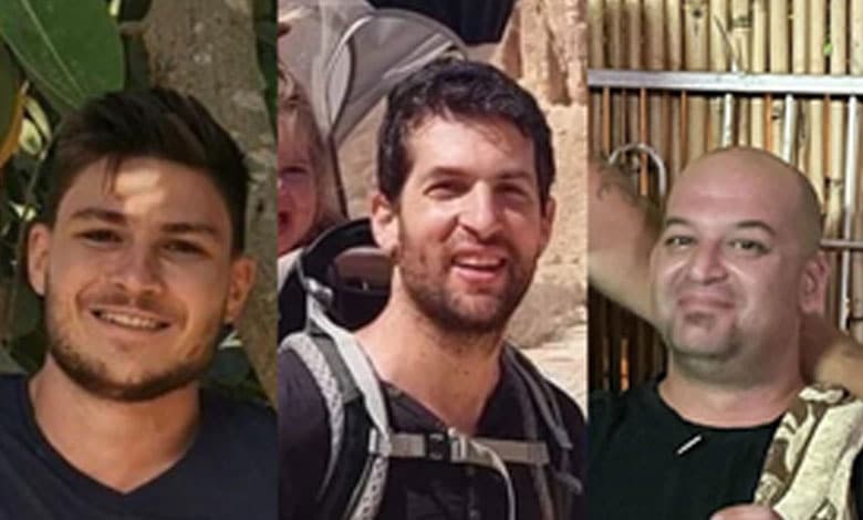Three Israeli Hostages Released from Gaza Cross Into Israel Amid Ceasefire Agreement