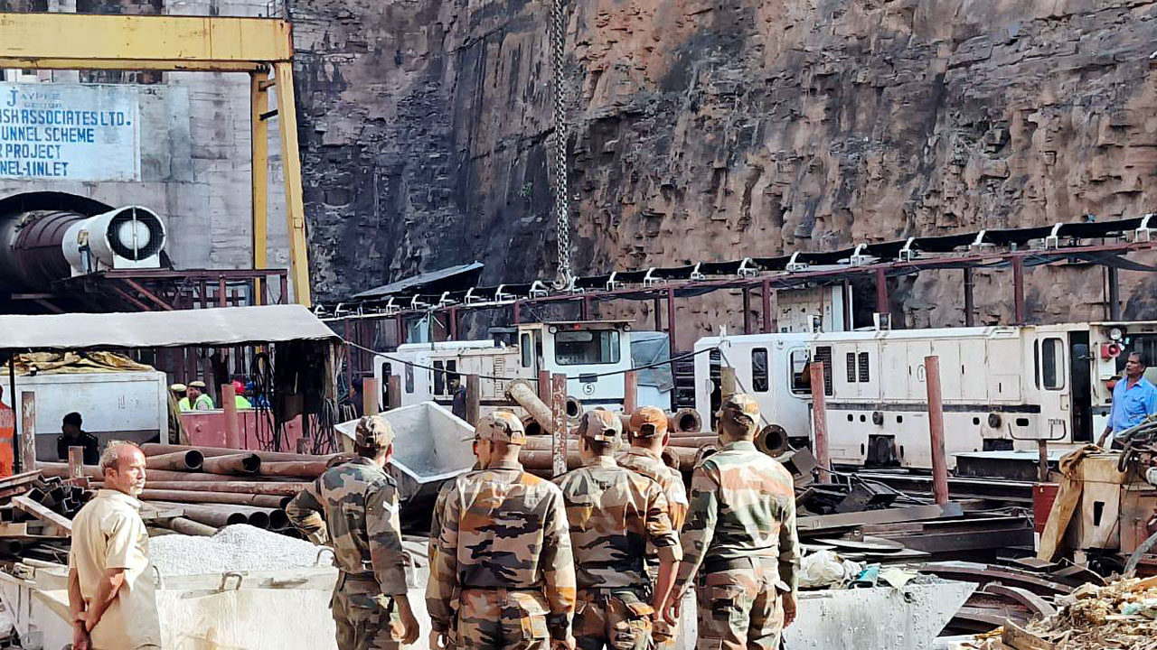 Telangana SLBC Tunnel Rescue: 200 Personnel Deployed as Efforts Intensify
