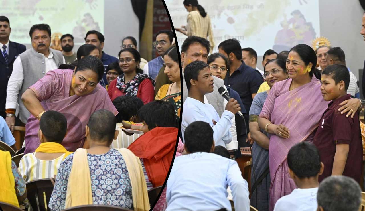 Delhi CM Rekha Gupta Celebrates Holi with Special Children at Asha Kiran Shelter Home