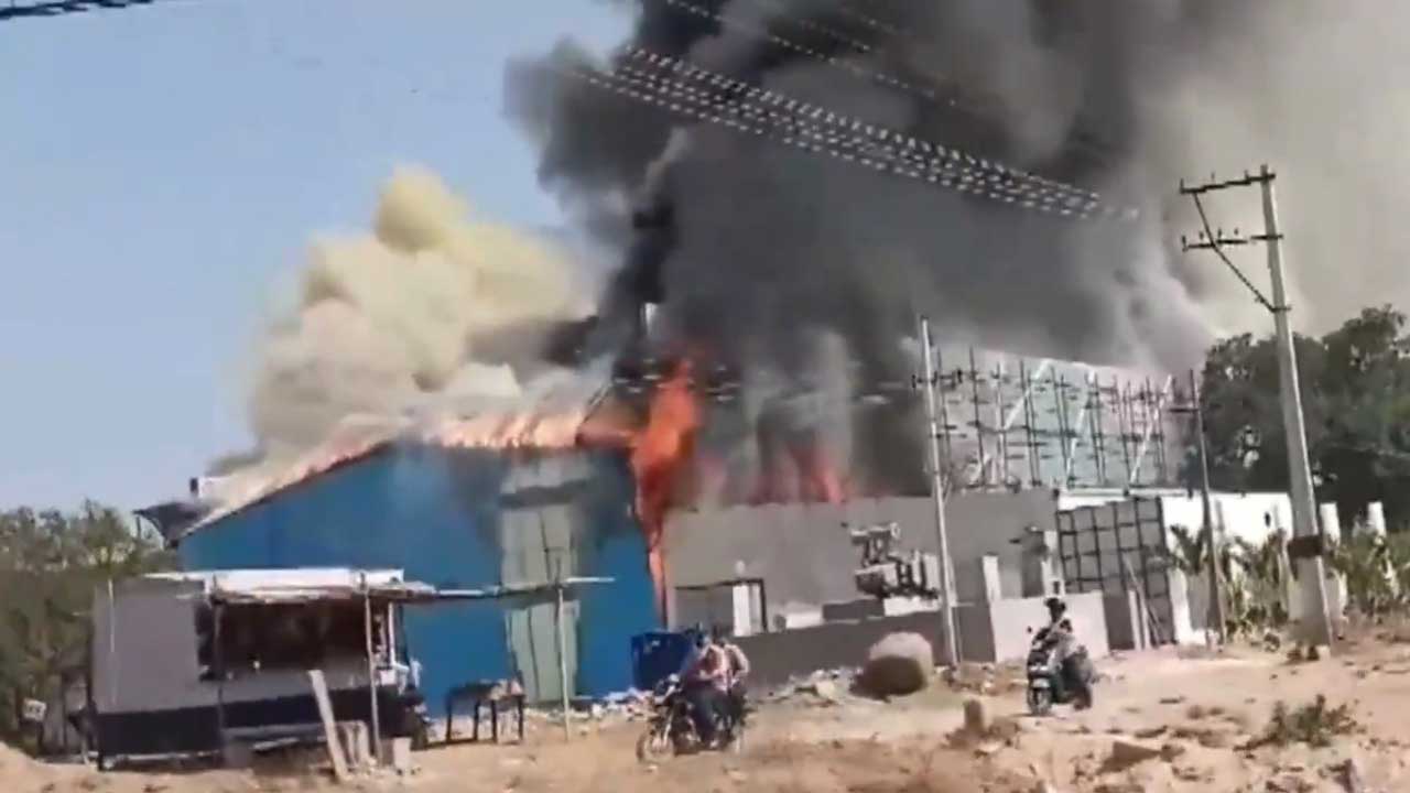 Hyderabad's Convention Center Ravaged by Massive Fire: Local Residents in Panic!