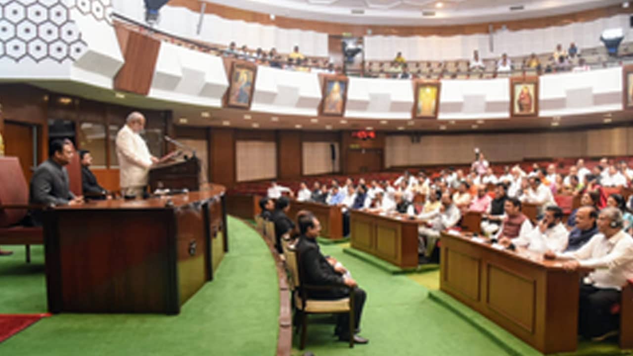 Working for inclusive, developed Maharashtra: Governor highlights Fadnavis govt's initiatives