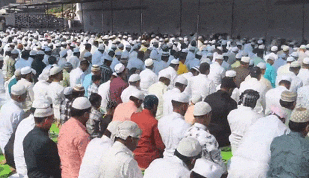 Eid Prayers Held Peacefully in J&K as Thousands Gather at Mosques