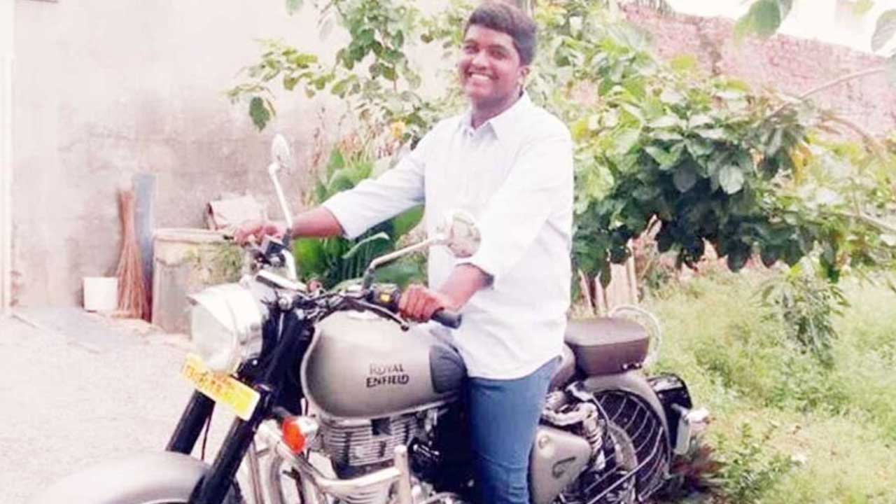 Telugu Student Shot Dead in the US: Ranga Reddy Family Mourns Tragic Loss