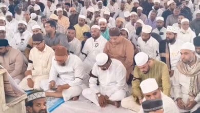 Hyderabad: Owaisi Leads Silent Black-Band Protest at Makkah Masjid Against Waqf Bill