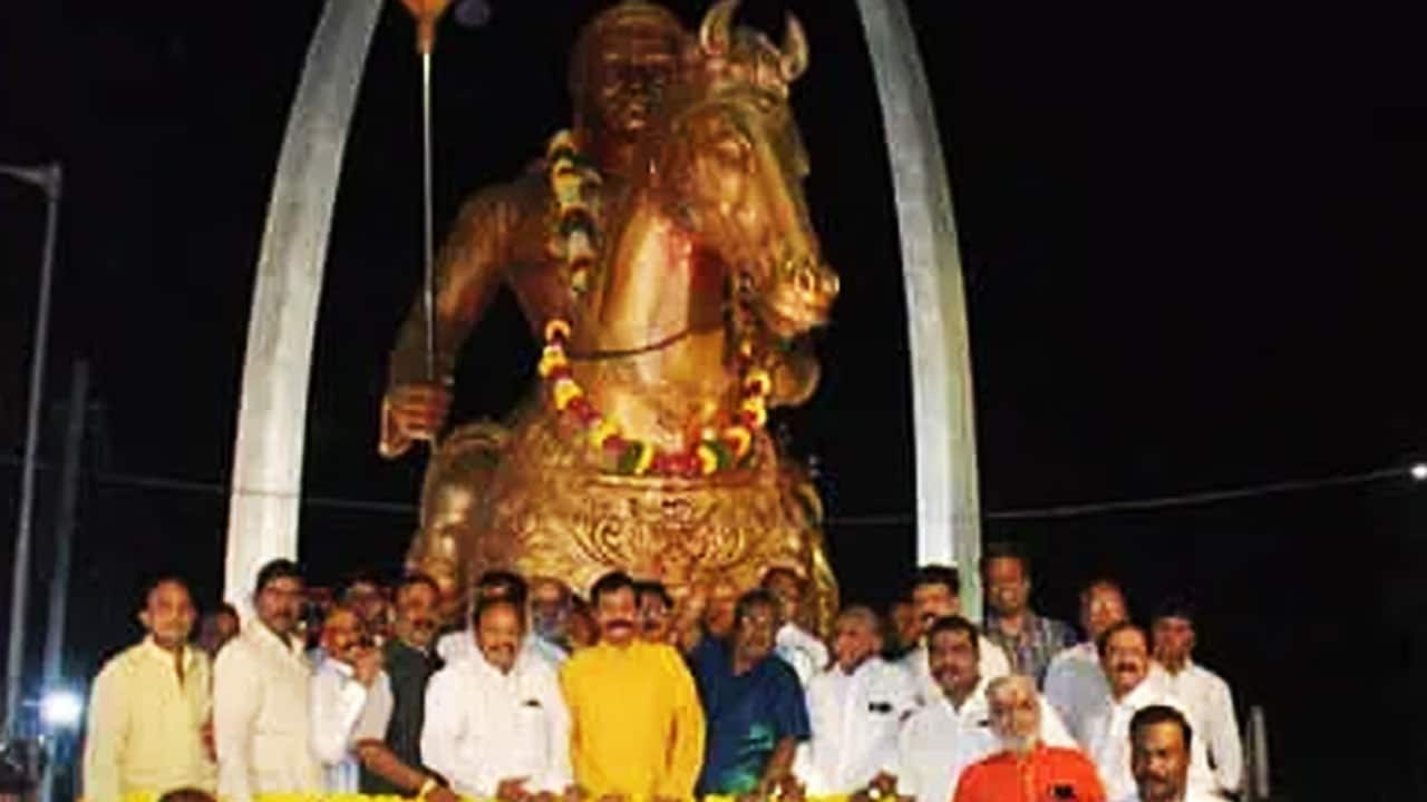 27-Foot Sword Installed at Maharana Pratap Statue in Hyderabad’s Begum Bazaar