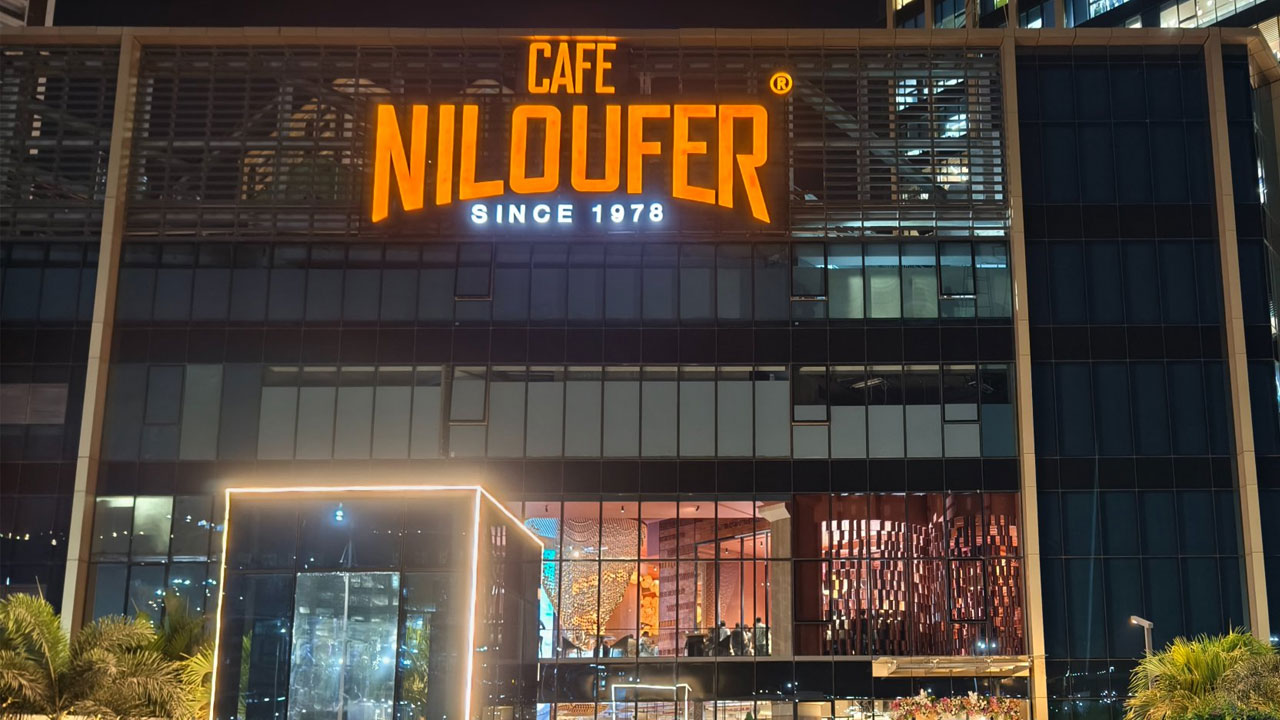 Hyderabad’s Cafe Niloufer Expands: New Gachibowli Outlet Leased for ₹40 Lakh/Month!