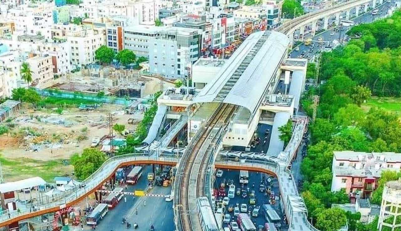 Hyderabad Metro Rail Limited Constructs Skywalks to Enhance Pedestrian Safety