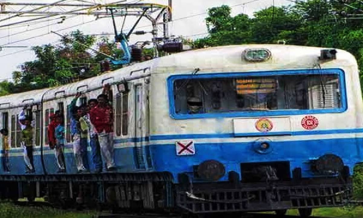 Hyderabad: Massive Manhunt Underway for MMTS Train Assault Suspect