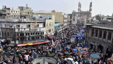 Hyderabad Gears Up for Eid ul-Fitr: Bazaars Swarmed with Shoppers
