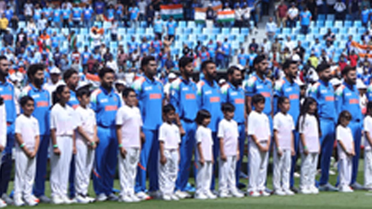 Champions Trophy: Indian Team Wears Black Armbands to Honour Padmakar Shivalkar