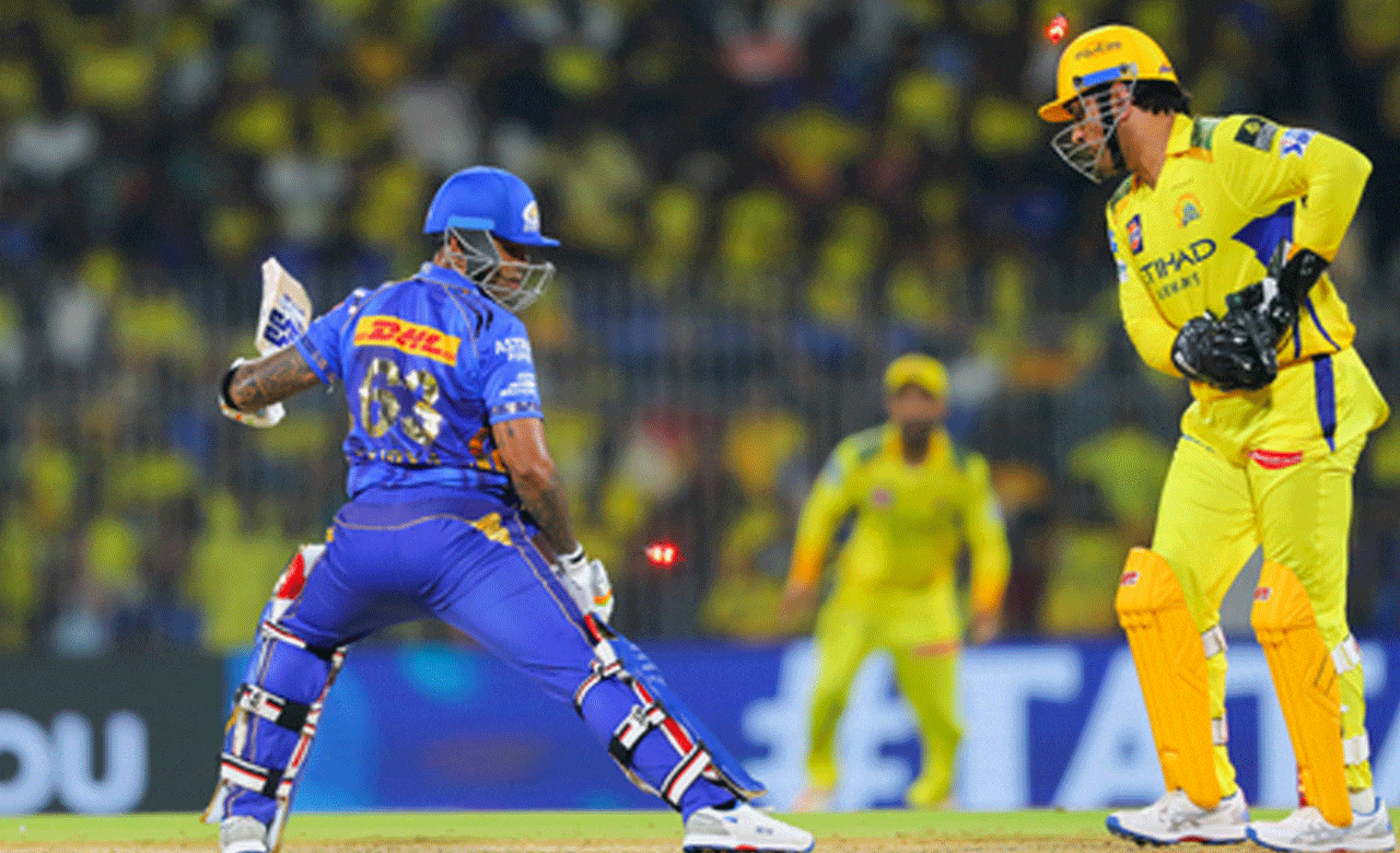 IPL 2025: MS Dhoni Says He Feels 'Useless' on the Field Without Wicketkeeping