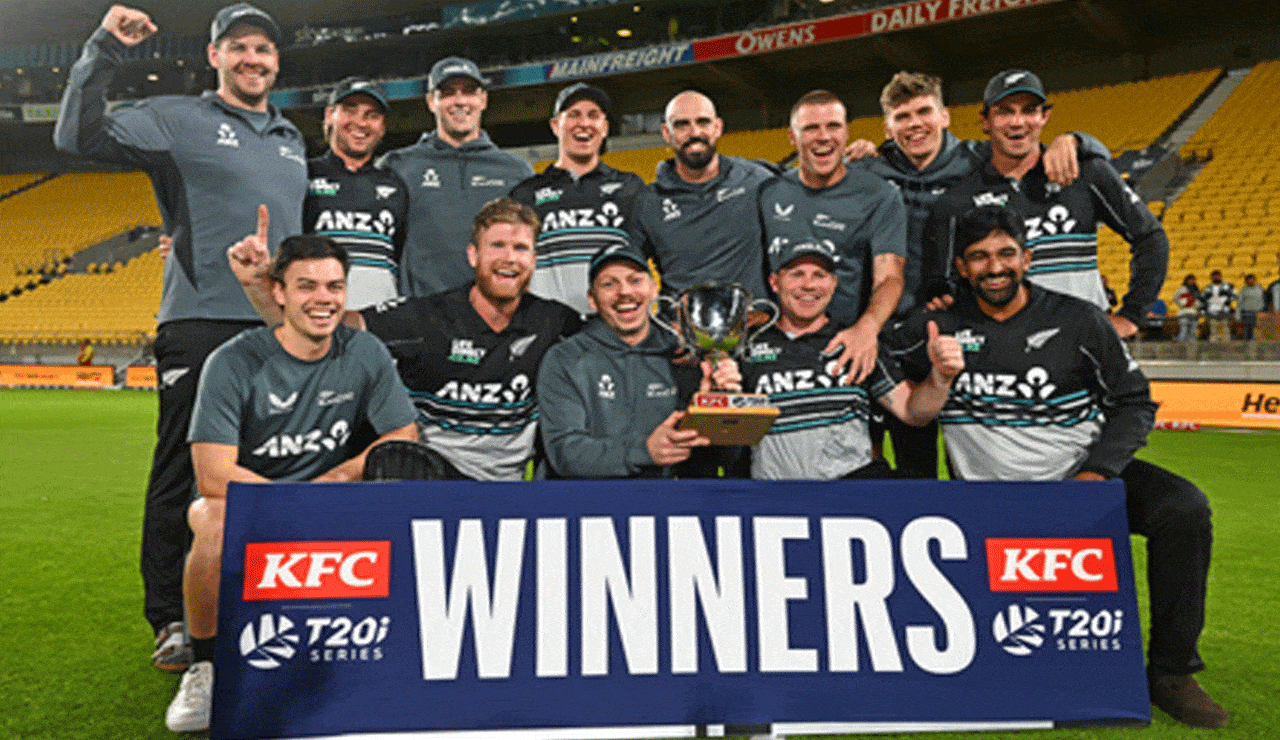 Seifert and Neesham Lead New Zealand to 4-1 Series Win Over Pakistan