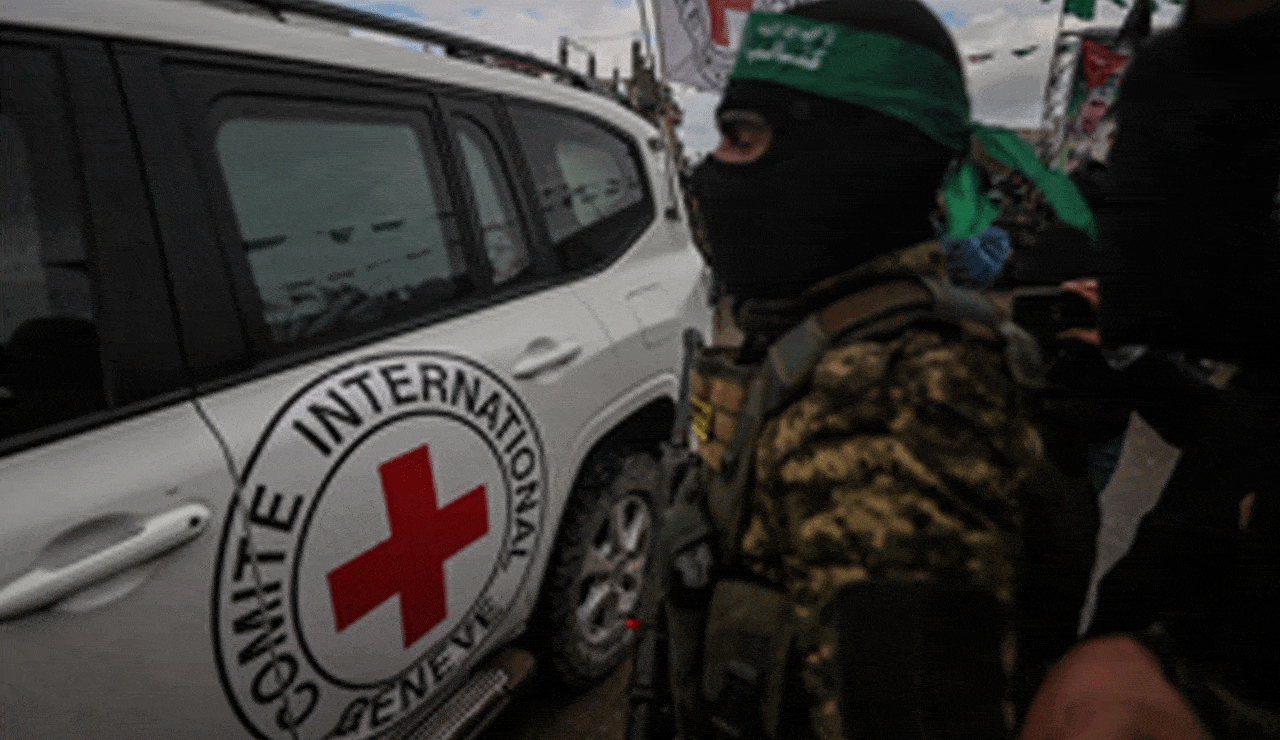 Hamas Denies Halting Talks on Prisoner-Hostage Exchange Deal with Israel