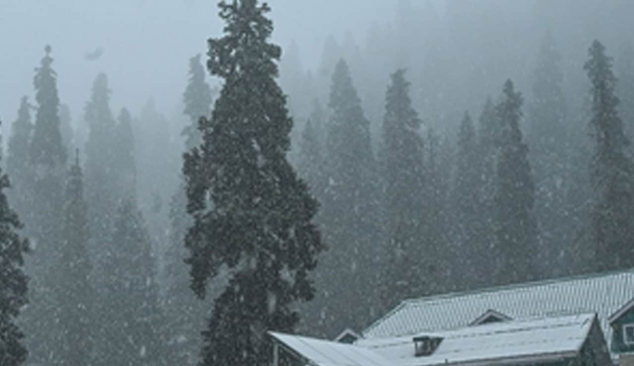Snowfall in Higher Reaches of Kashmir, Rain Lashes J&K Plains