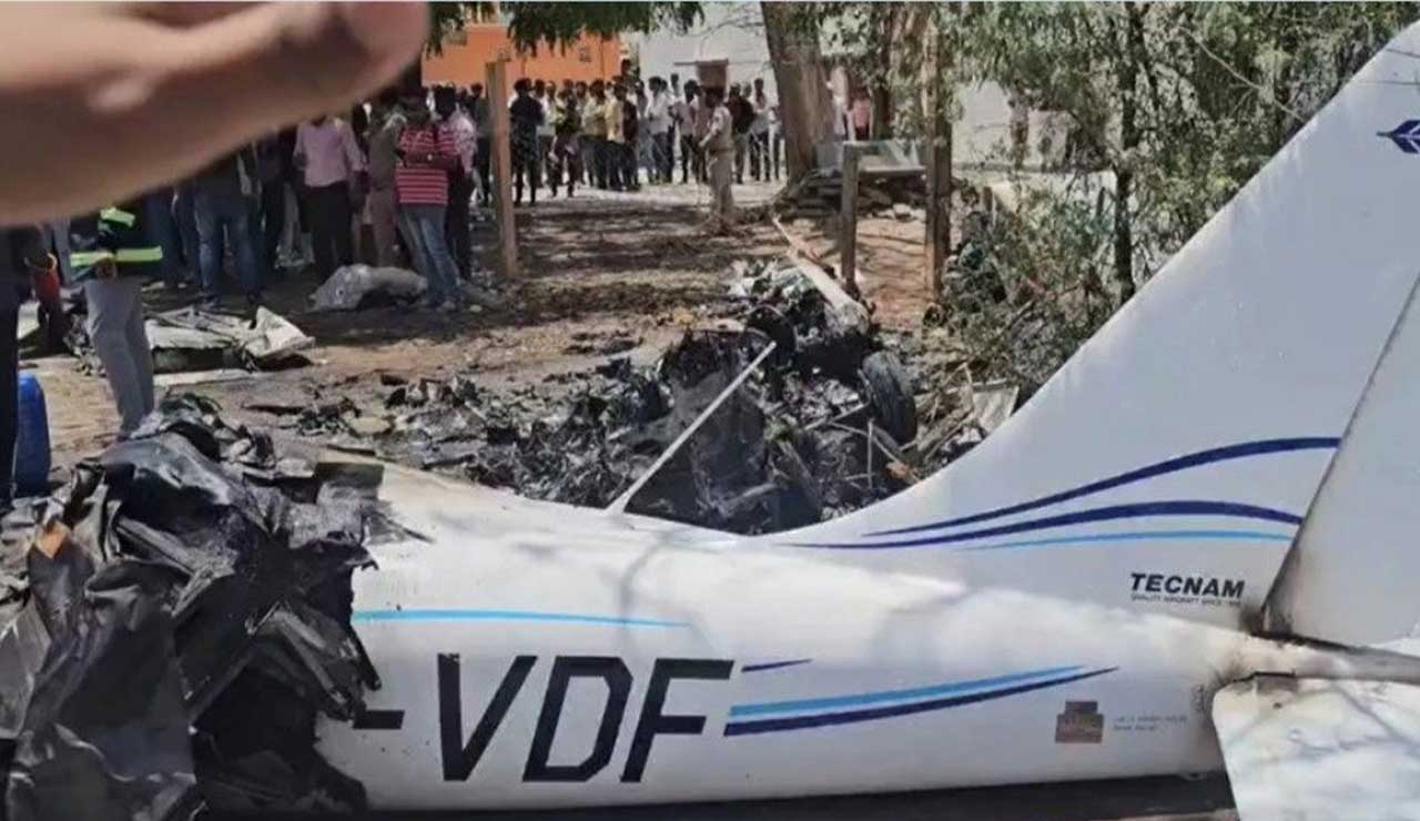 Gujarat: Trainee Pilot Dies as Training Aircraft Crashes in Amreli