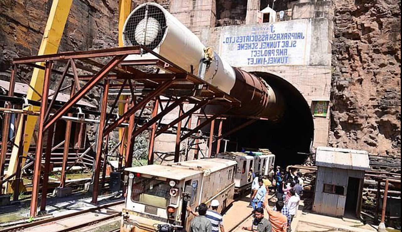 Hyderabad: Rescue Mission at SLBC Tunnel Stalls as National Agencies Withdraw Amid Rising Tensions