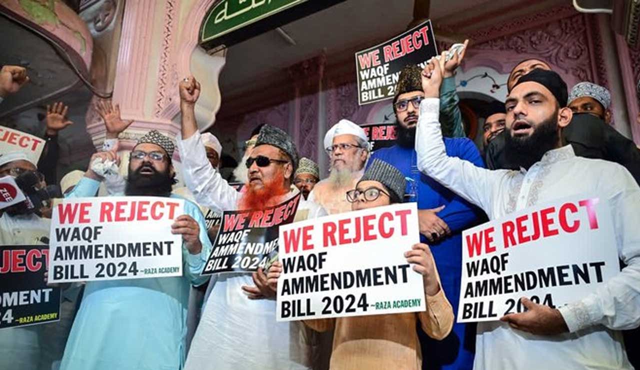 Muzaffarnagar: 24 Protesters Issued Notices Over Black Badge Demonstration Against Waqf (Amendment) Bill