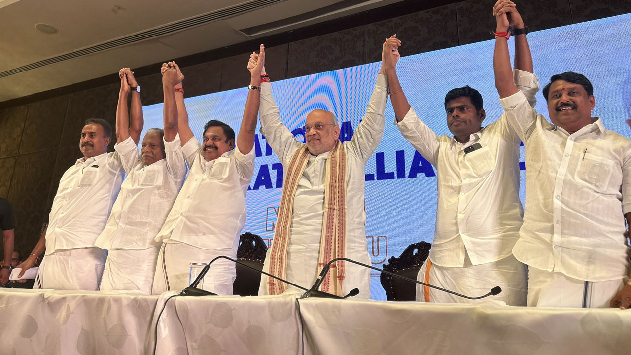 AIADMK-BJP Alliance: Amit Shah Backs EPS as CM Face for 2026 Tamil Nadu Elections