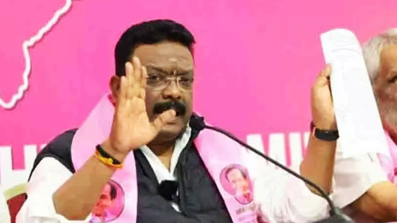 Hyderabad: Dasoju Sravan Slams Government’s Eco-Park Proposal, Calls It a Farce