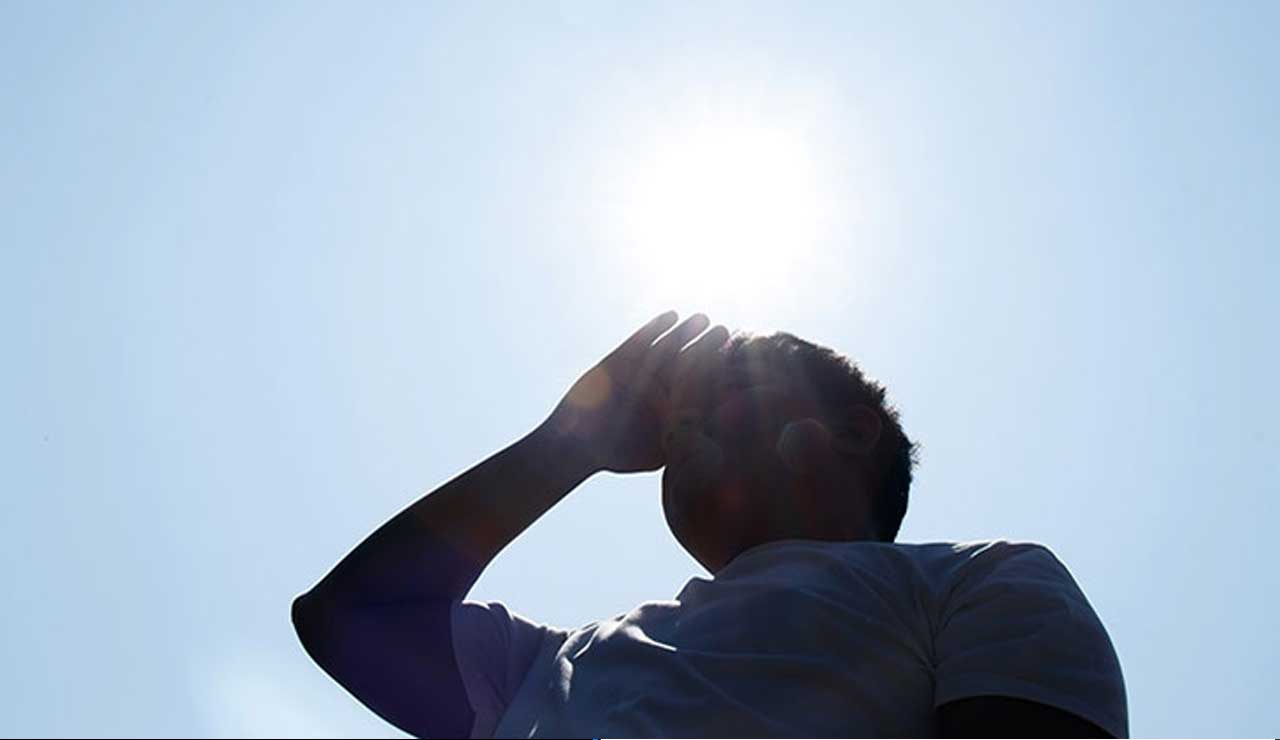 Red Alert: Telangana’s Heatwave Turns Fatal, 11 Die in Blistering Temps