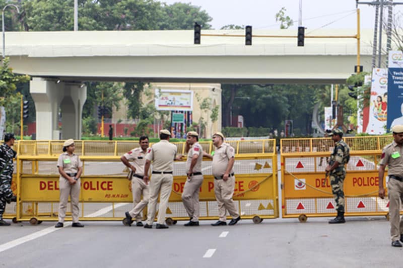 Pakistanis Failing to Leave India Face 3 Yrs Jail or Rs 3 Lakh Fine or Both