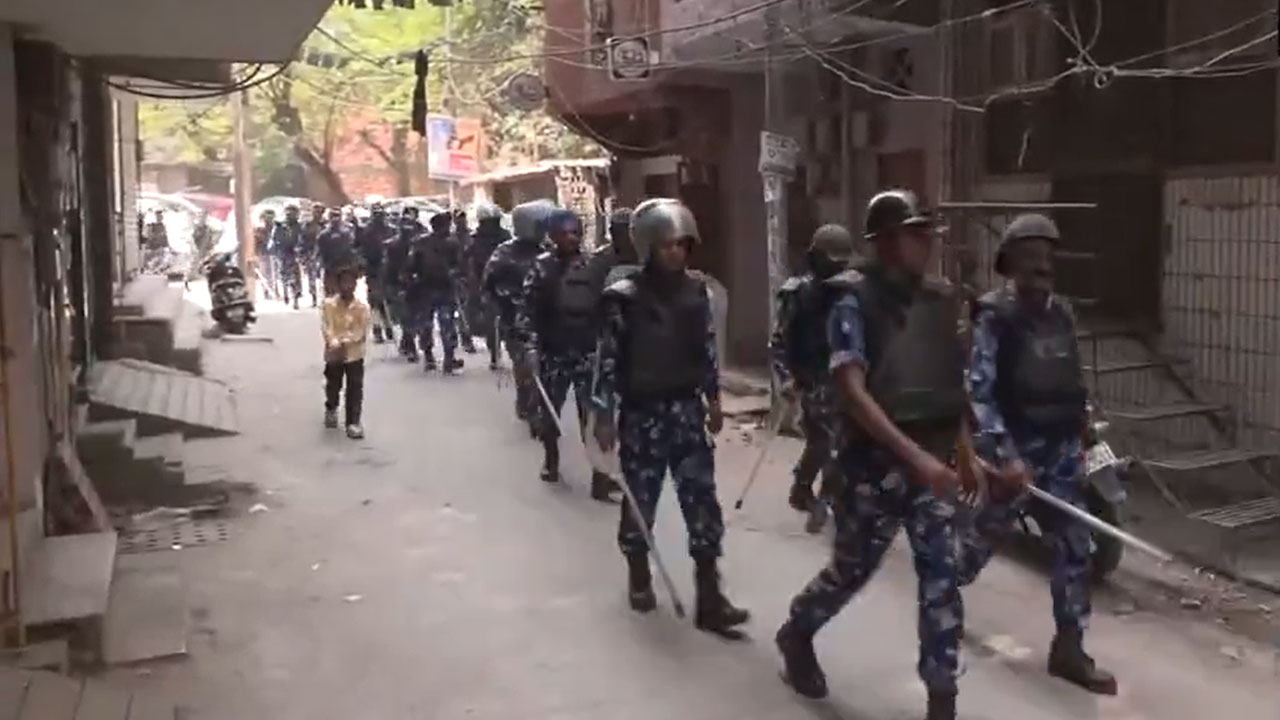 Police Conducts Flag March in Sensitive Areas After Passage of Waqf Bill