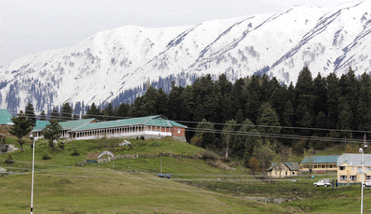 Jammu & Kashmir Closes 48 Tourist Destinations Following Pahalgam Attack