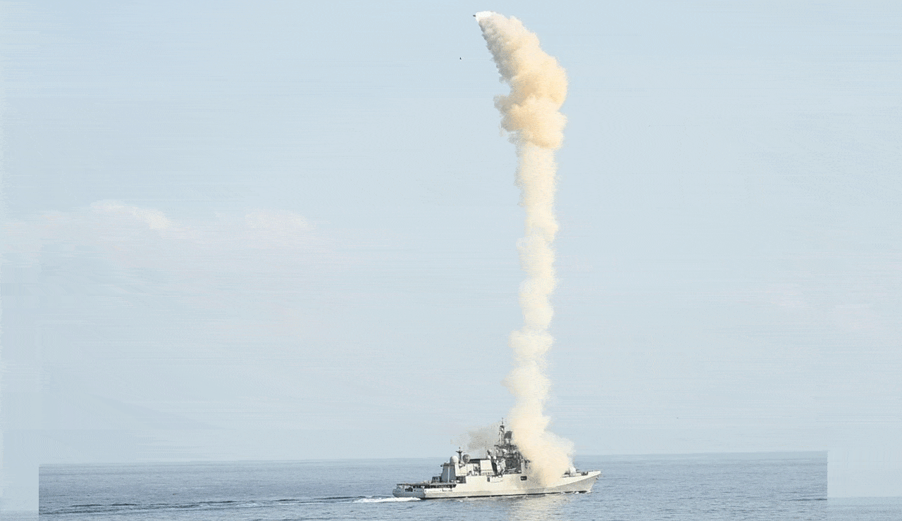 Indian Navy Test-Fires Anti-Ship Missiles Amid Growing Border Tensions with Pakistan