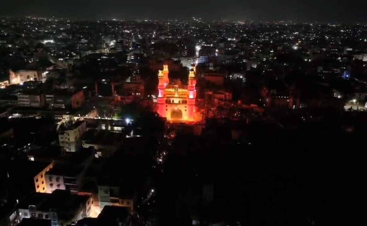 Telangana: Lights-Off Protest Against Waqf Act Gets Strong Support