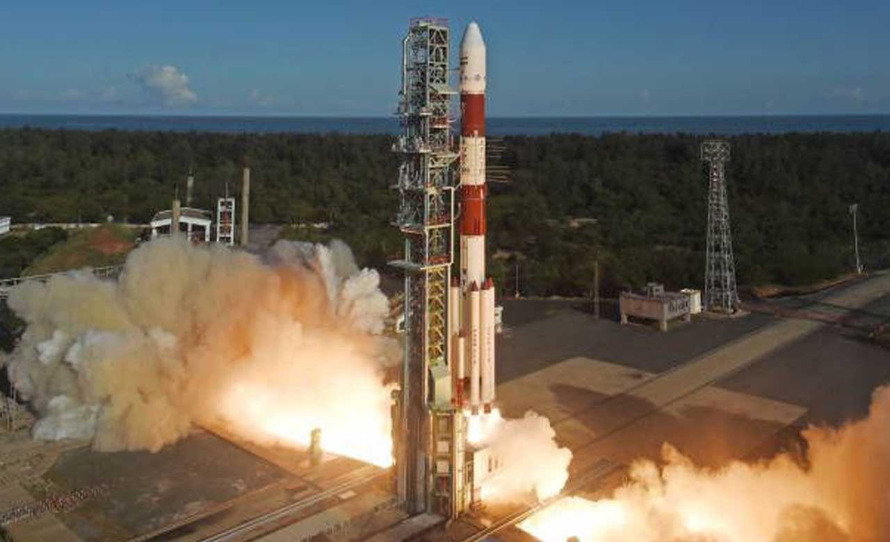 ISRO’s PSLV-C61 Mission Fails After Third-Stage Anomaly Halts EOS-09 Deployment