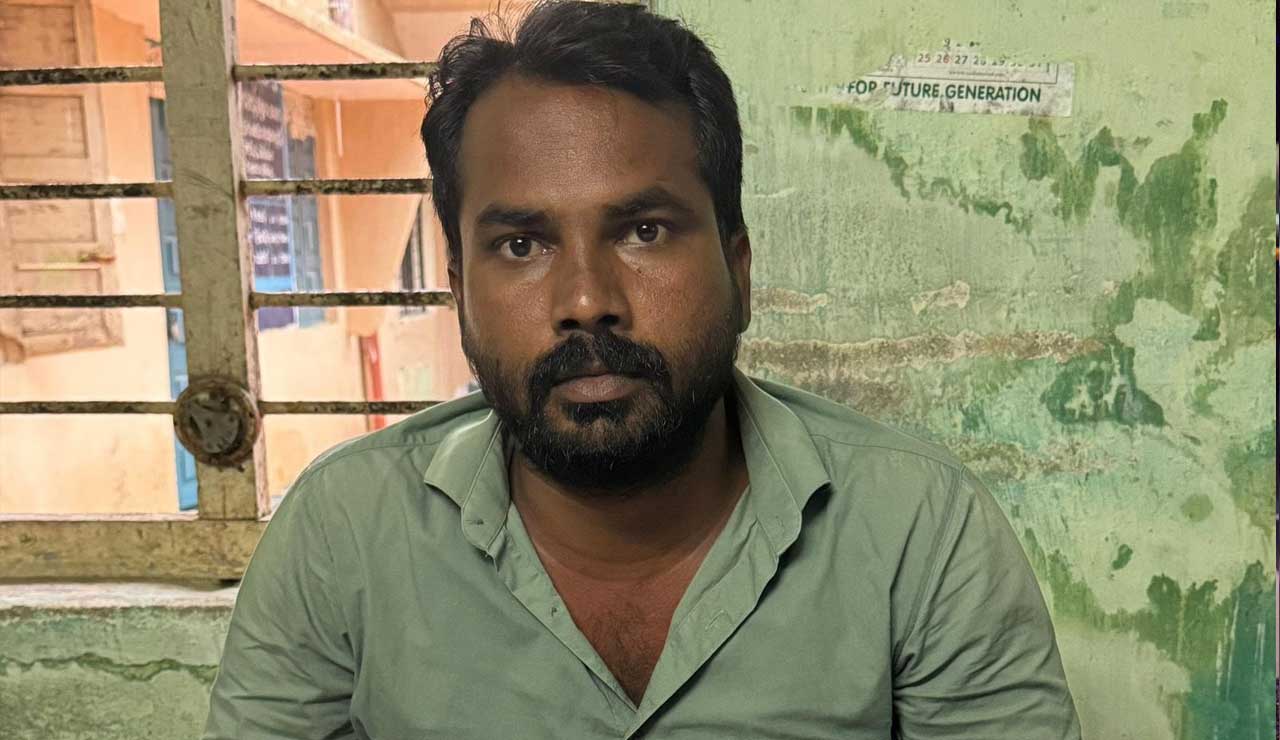 Telangana ACB Arrests Mission Bhagiratha DEE for Accepting ₹1 Lakh Bribe