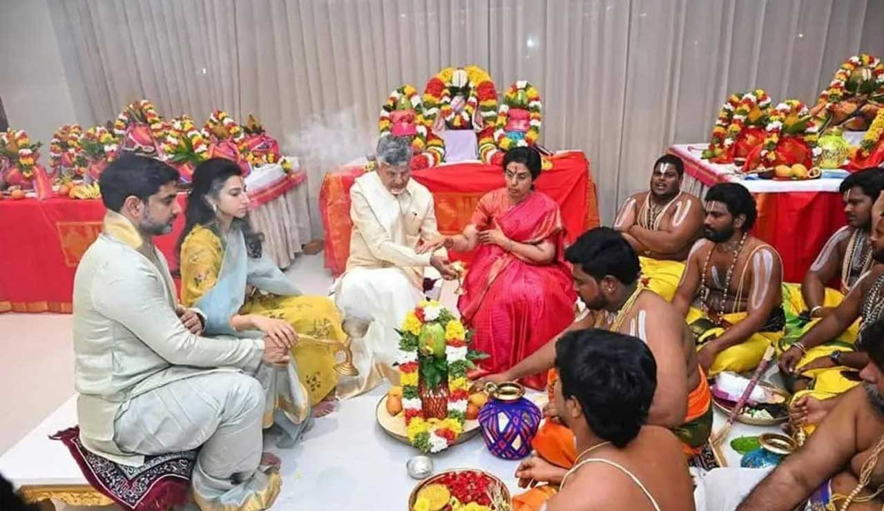 Andhra Pradesh CM Chandrababu Naidu Enters New House in Kuppam