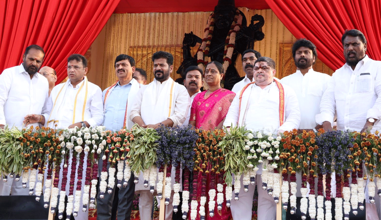 CM Revanth Reddy’s New Look at Triveni Sangamam Alongside Ministers!