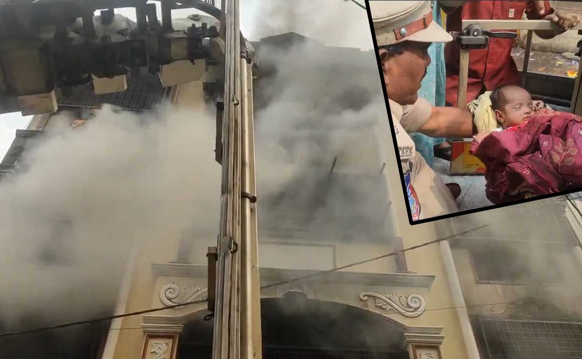 Hyderabad: Fire Breaks Out Near Afzal Gunj PS, Child Rescued from Blaze