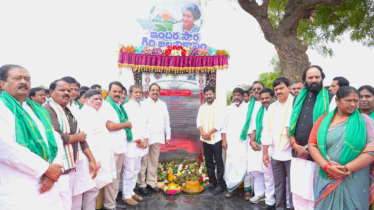 CM Revanth Reddy Launches 'Indira Soura Giri Jala Vikasam'; Solar-Powered Agriculture to Be a National Model