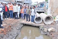 Hyderabad: Monsoon Mayhem Alert: GHMC, HMWSSB Race to Desilt Overflowing Drains