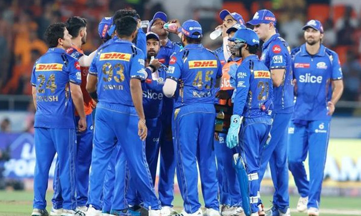IPL 2025: MI Crush RR by 100 Runs, End Royals’ Playoff Dreams