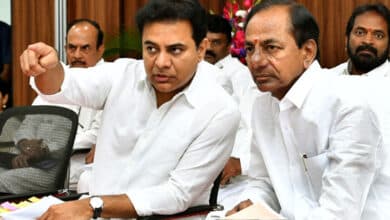 KTR Meets KCR at Erravalli Amid Kavitha’s Letter Row