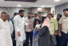 Asif Nagar Wine Shop Tragedy: MLA Majid Hussain Hands Over ₹5 Lakh Cheque to Victim’s Widow