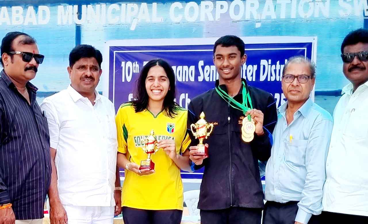 Vritti Agarwal & Varshith Dhulipudi Shine at 10th Telangana Senior Inter-District Swimming Championship 2025