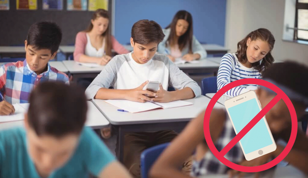 Smartphone Usage Restricted in Telangana Classrooms: Only Attendance Allowed
