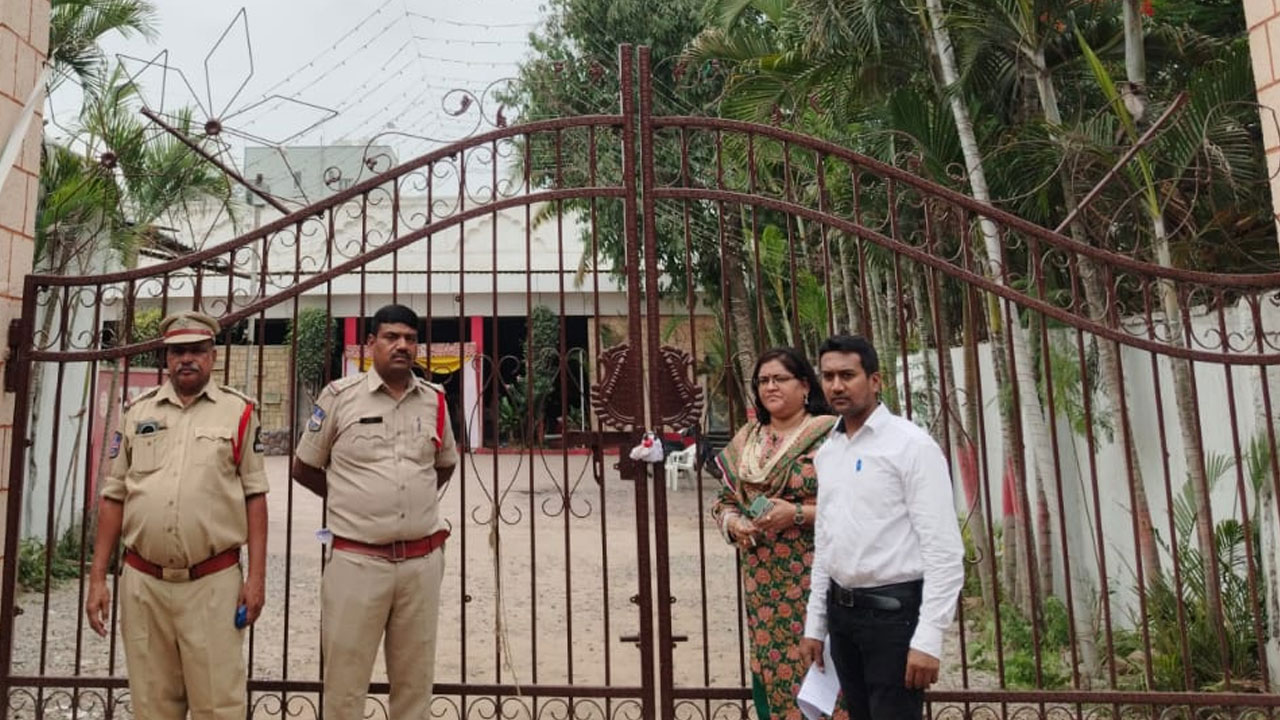 Hyderabad: Classic Garden Function Hall Seized by Gudimalkapur Police Over Repeated Violations
