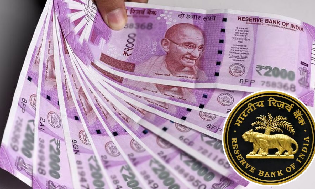 Are ₹2000 Notes Still Valid? RBI Says ₹6,181 Crore Still with Public — But Can You Exchange Them at Banks?