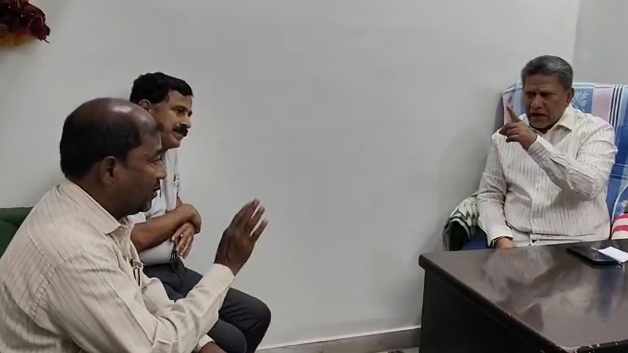 Hyderabad: MLA Kausar Mohiuddin Holds Review Meeting with HMWSSB Officials on Water Issues