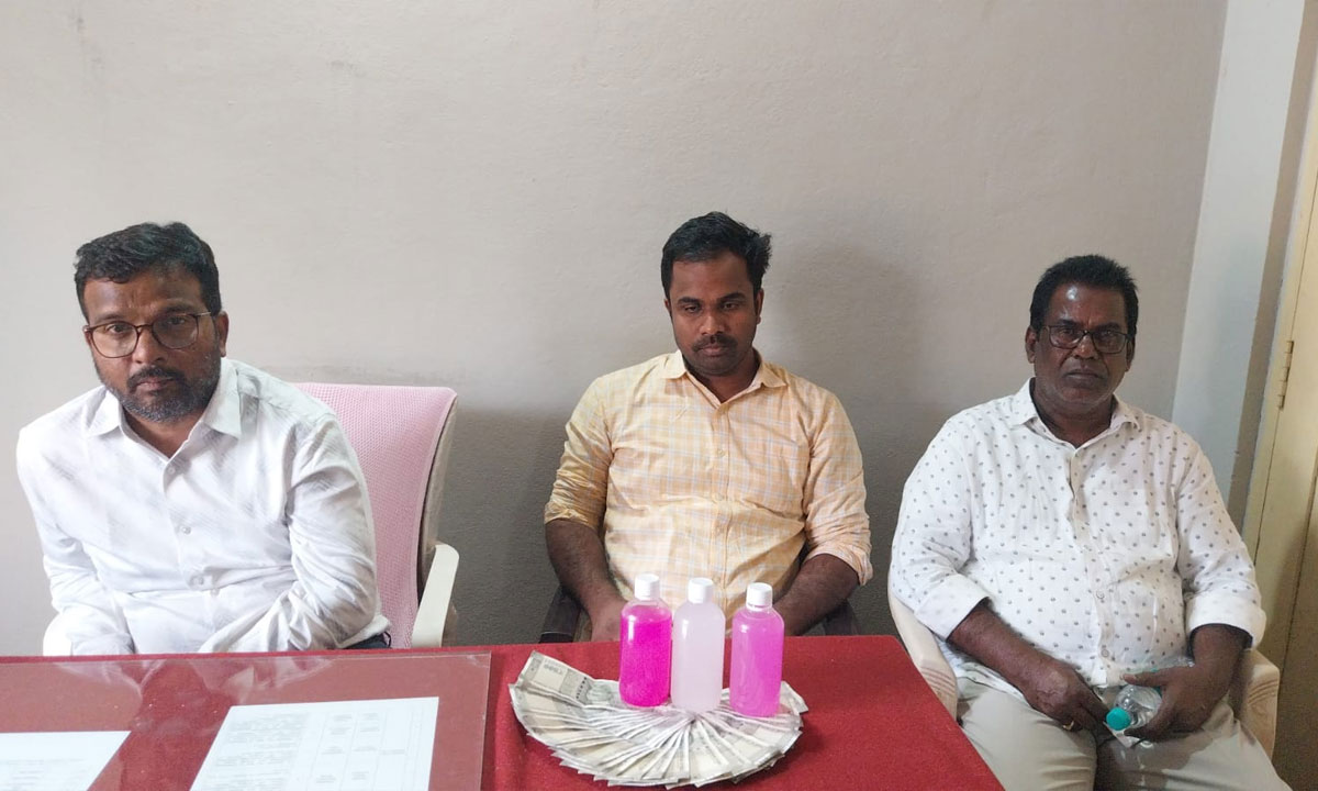 Telangana ACB Nabs Special Deputy Collector, Deputy Tahsildar in Zaheerabad Bribery Case